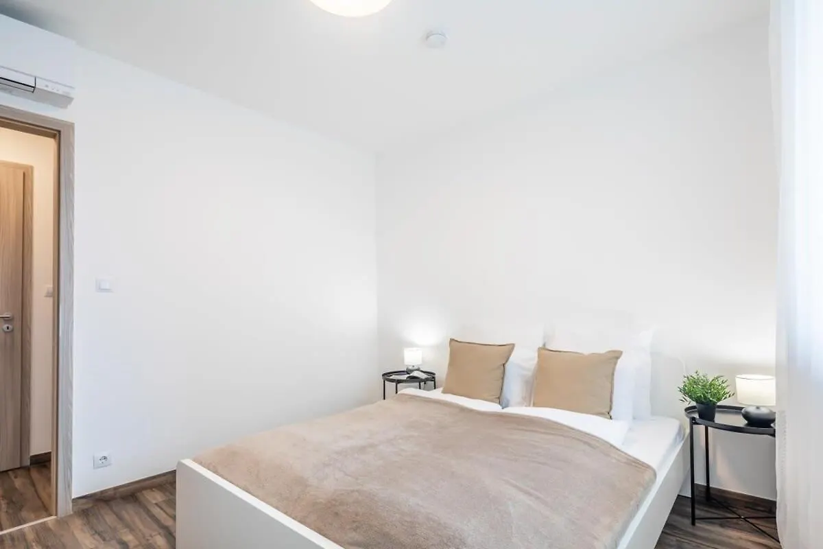 Apartment Balcony - Easy Parking - Comfy Home Budapest Hungary