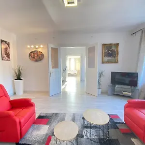  Apartment Penthouse In The Castle
